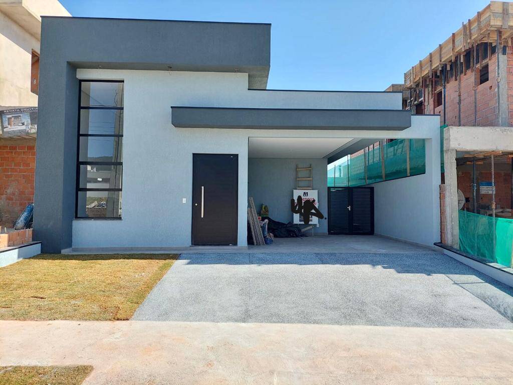 Casa de Condomínio à venda com 3 quartos, 250m² - Foto 1