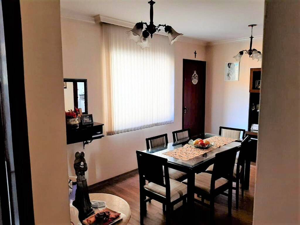 Apartamento à venda com 2 quartos, 65m² - Foto 1