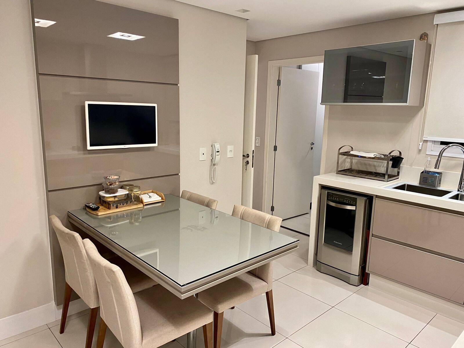 Apartamento à venda com 3 quartos, 163m² - Foto 5