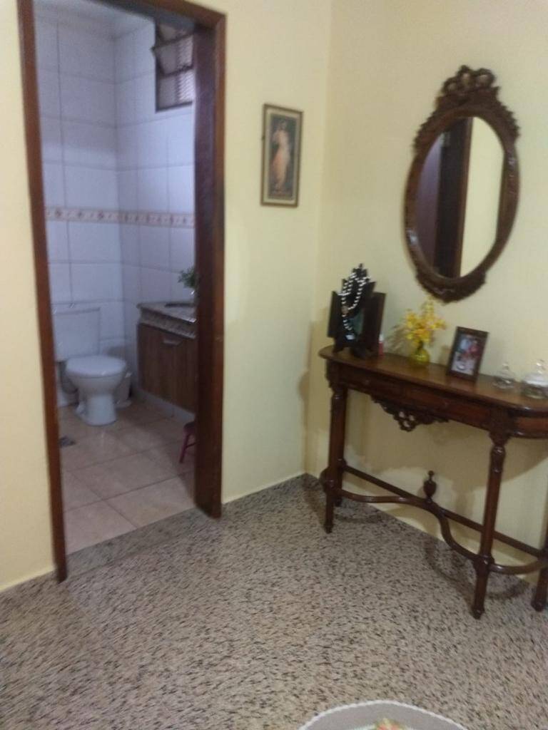 Casa à venda com 3 quartos, 250m² - Foto 19