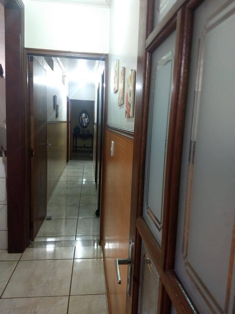 Casa à venda com 3 quartos, 250m² - Foto 23