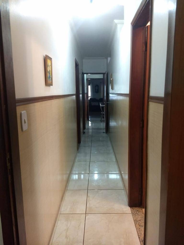 Casa à venda com 3 quartos, 250m² - Foto 33