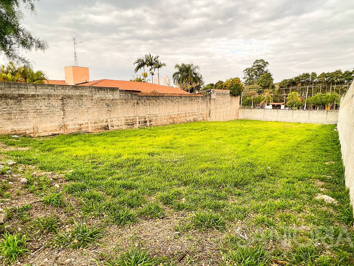 Terreno à venda, 1000m² - Foto 1