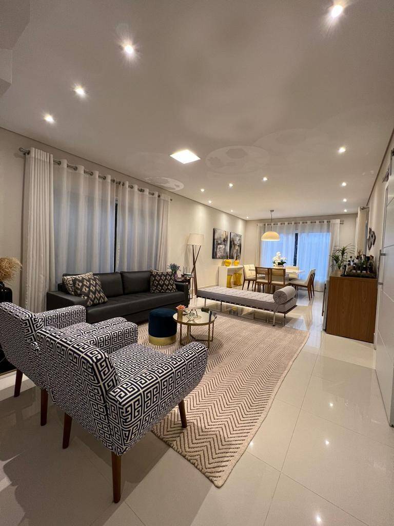 Casa à venda com 3 quartos, 265m² - Foto 6