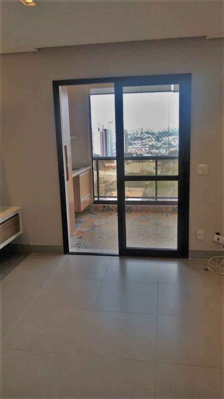 Apartamento à venda com 3 quartos, 127m² - Foto 2