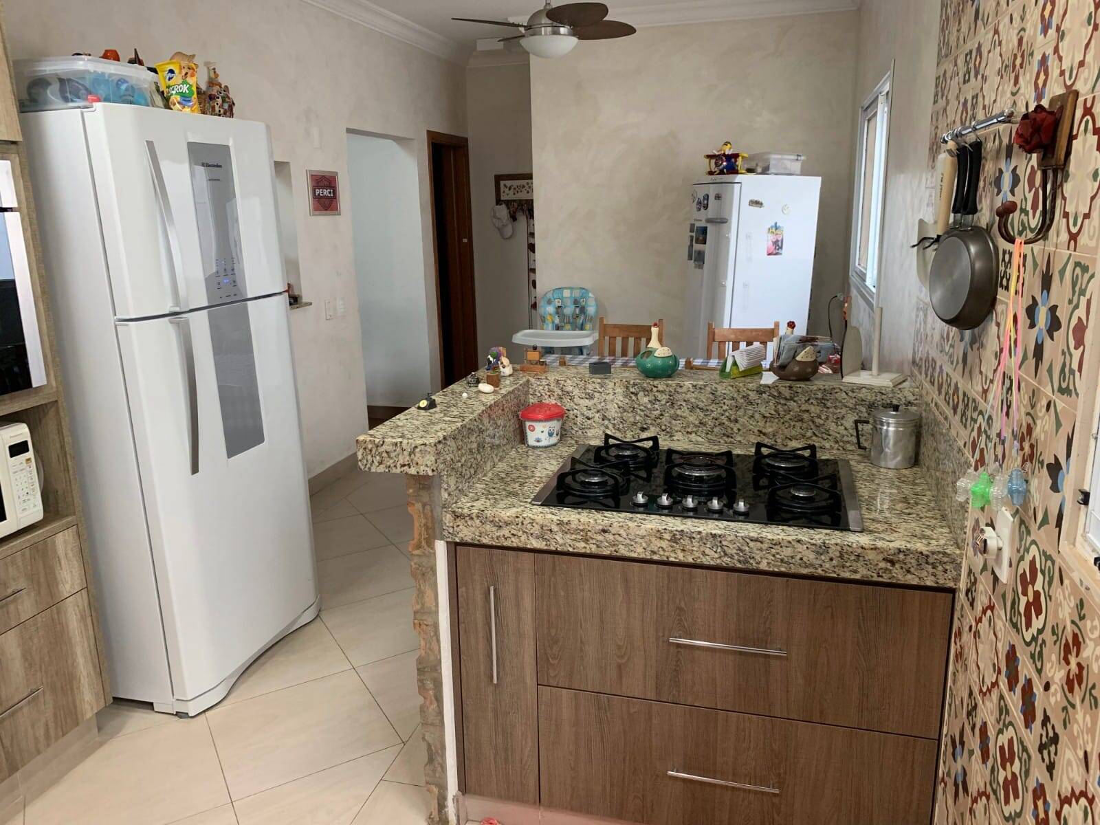 Casa de Condomínio à venda e aluguel com 3 quartos, 330m² - Foto 18