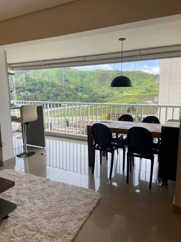 Apartamento para alugar com 3 quartos, 116m² - Foto 2