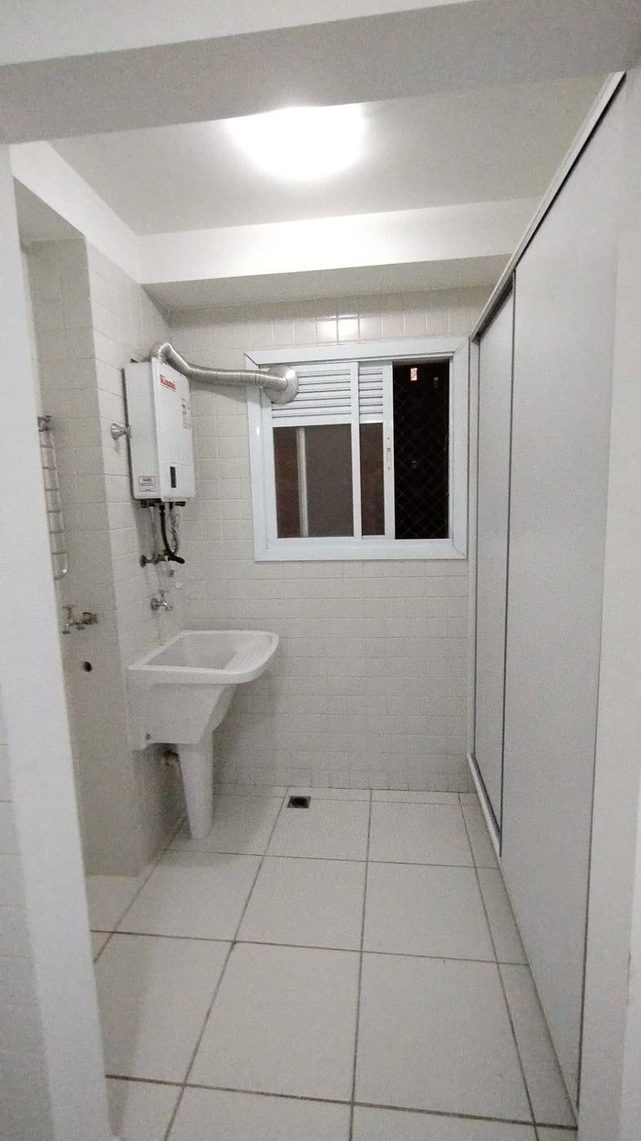 Apartamento para alugar com 2 quartos, 50m² - Foto 3