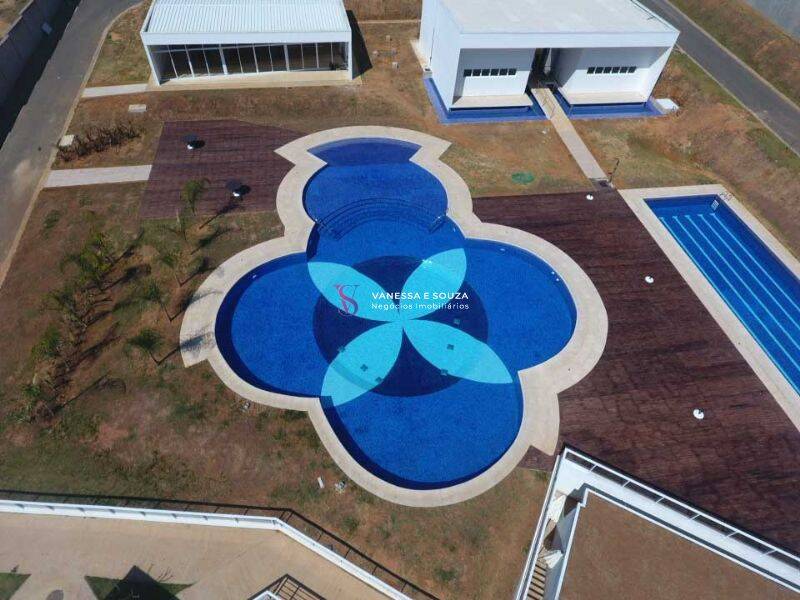 Casa de Condomínio à venda com 3 quartos, 150m² - Foto 4