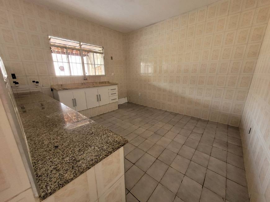 Fazenda à venda com 2 quartos, 600m² - Foto 3