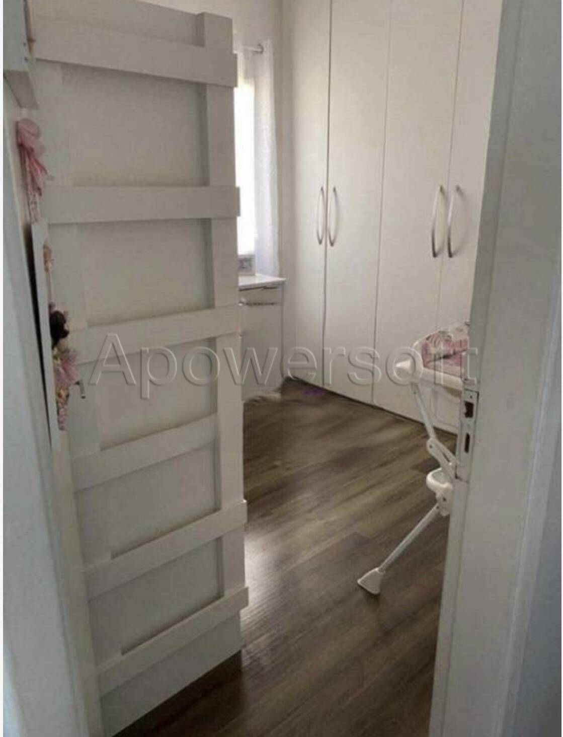 Casa à venda com 3 quartos, 200m² - Foto 1