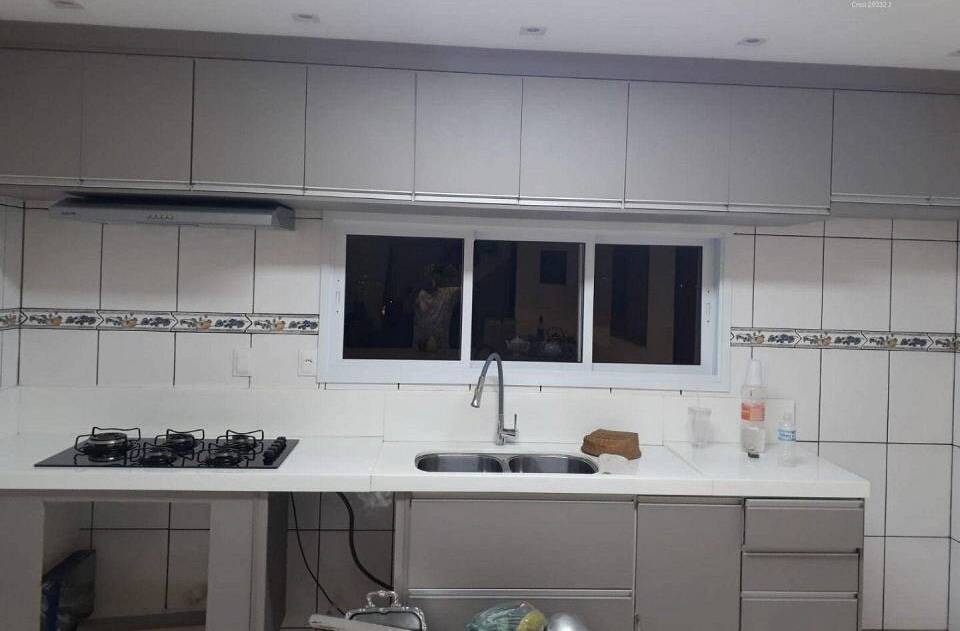 Casa à venda e aluguel com 3 quartos, 210m² - Foto 6