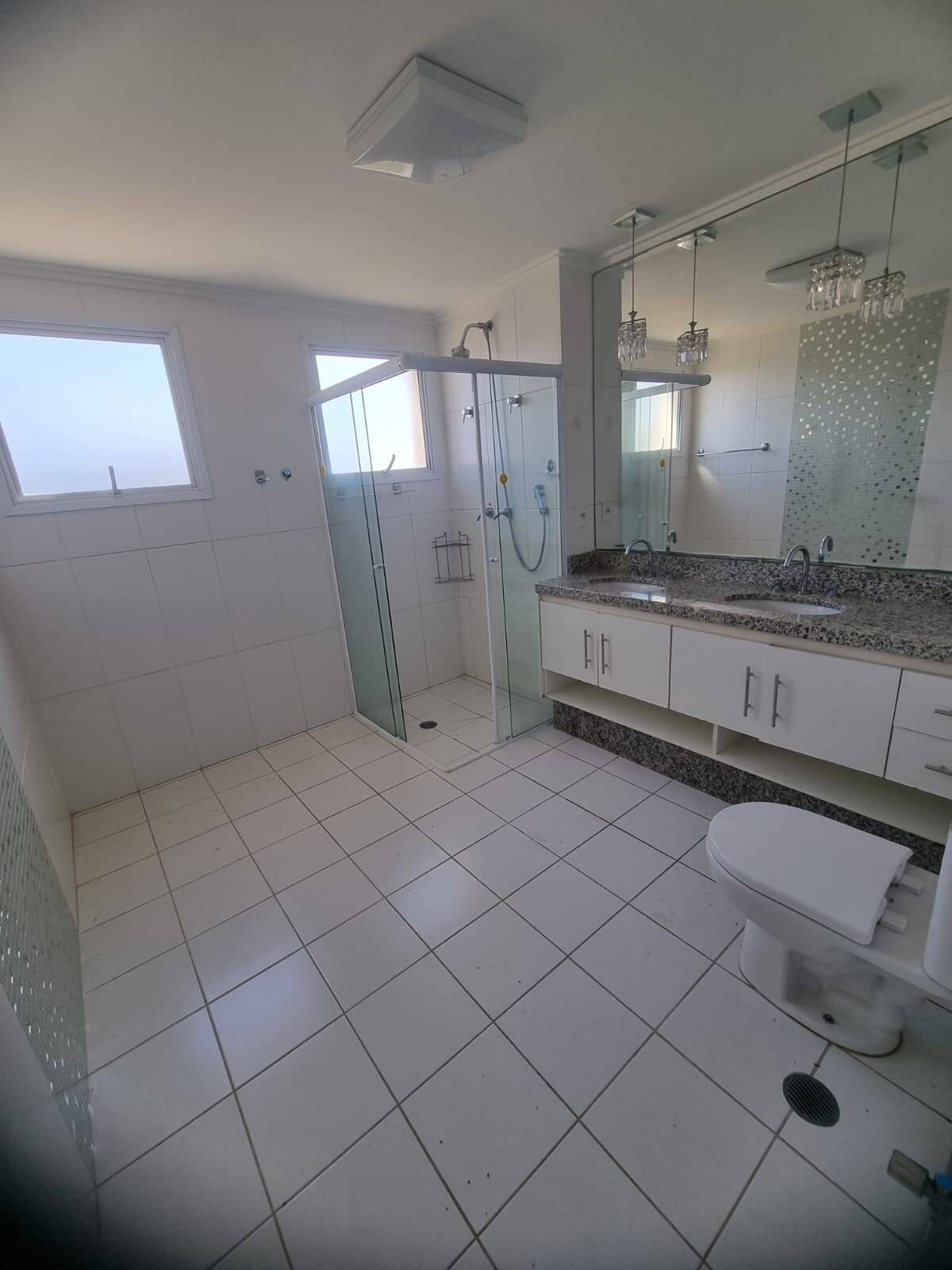 Apartamento para alugar com 3 quartos, 163m² - Foto 15