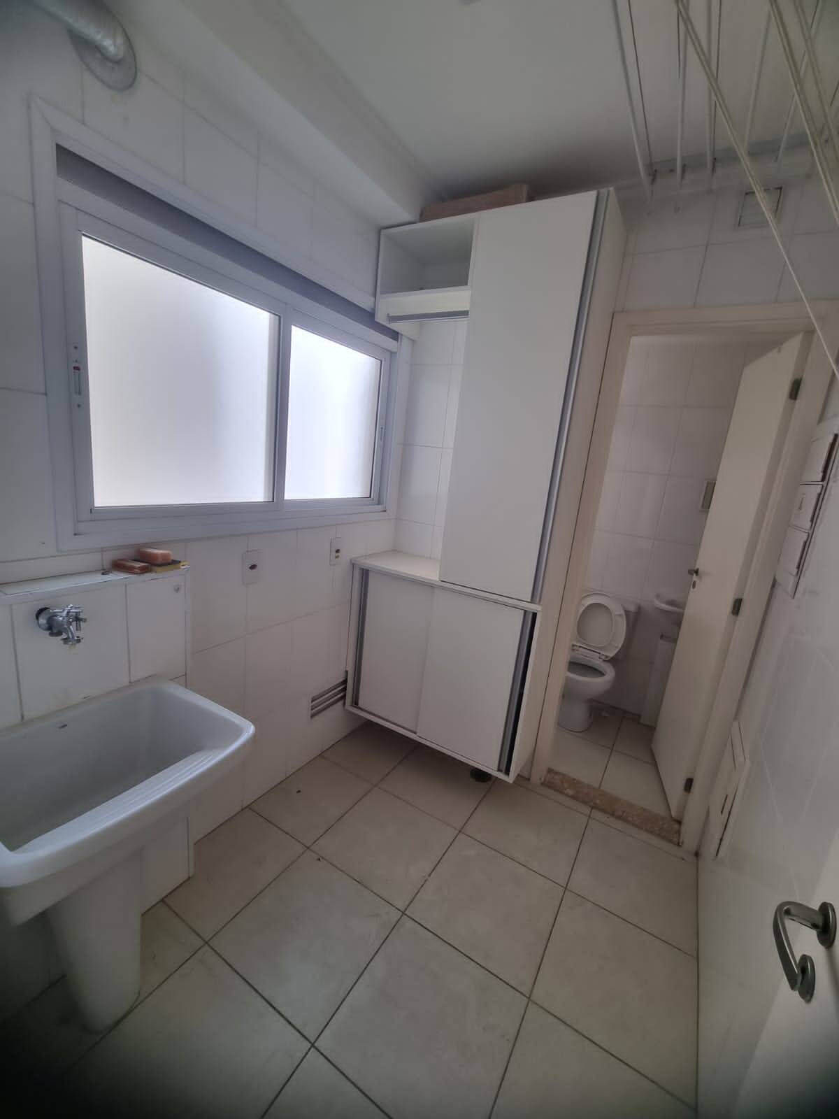 Apartamento para alugar com 3 quartos, 163m² - Foto 17