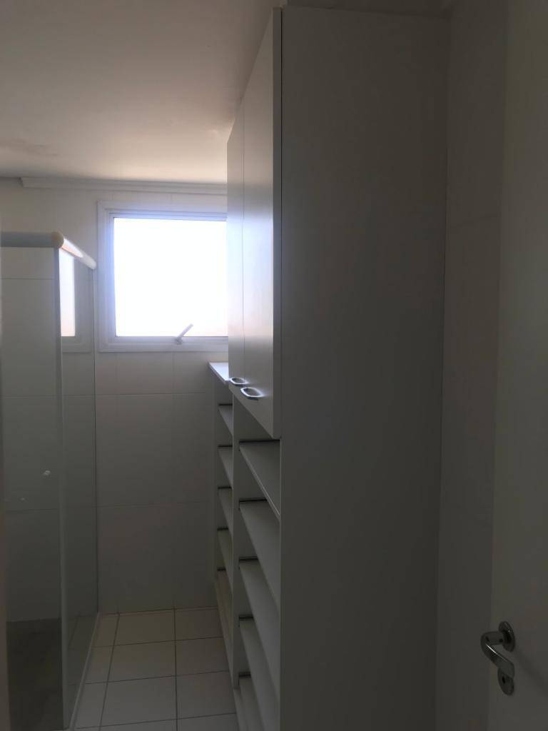 Apartamento para alugar com 3 quartos, 163m² - Foto 29