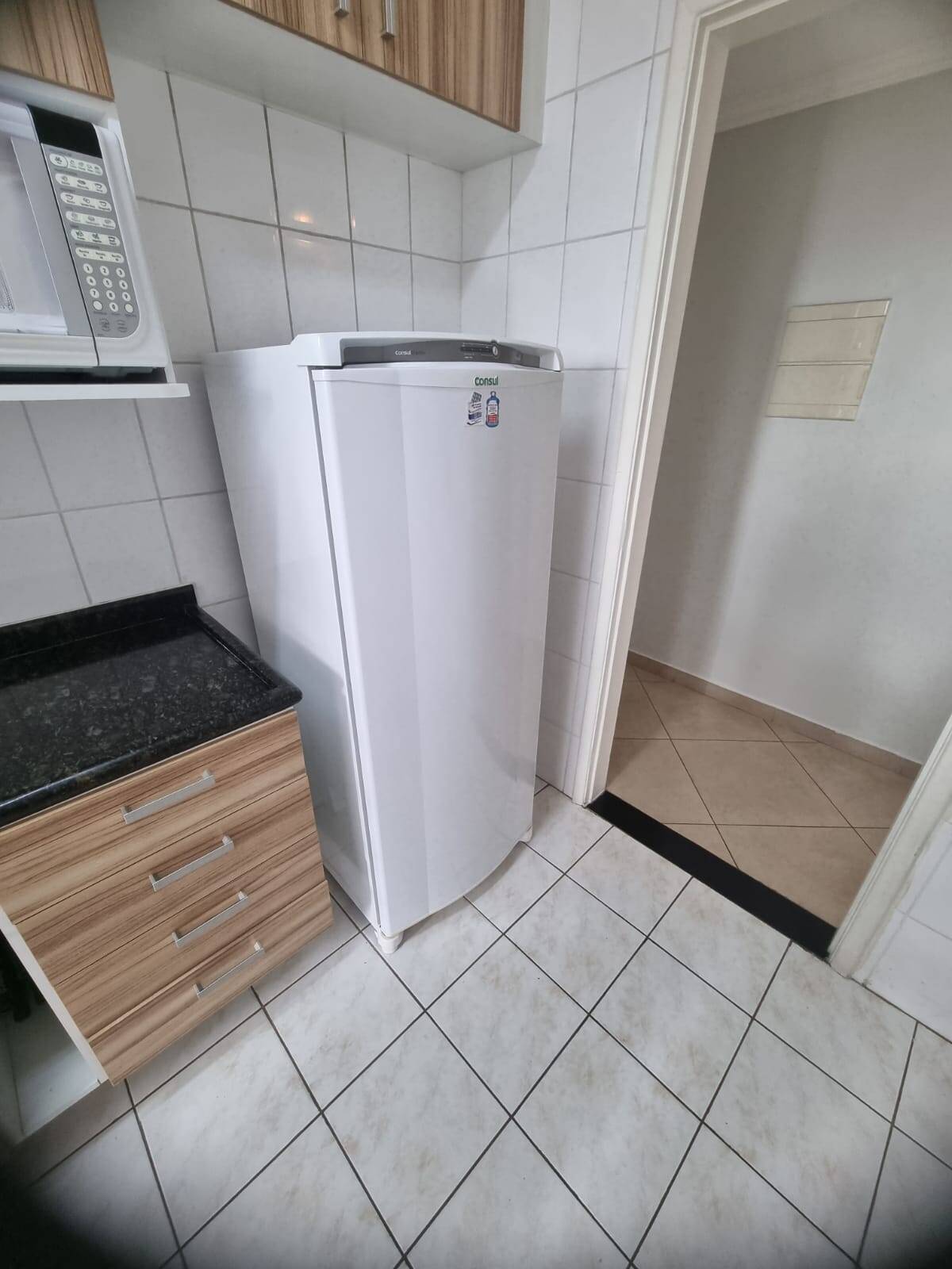 Apartamento à venda com 2 quartos, 70m² - Foto 17