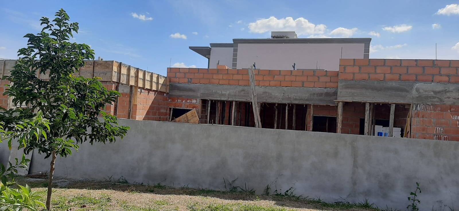 Casa de Condomínio à venda com 3 quartos, 300m² - Foto 3