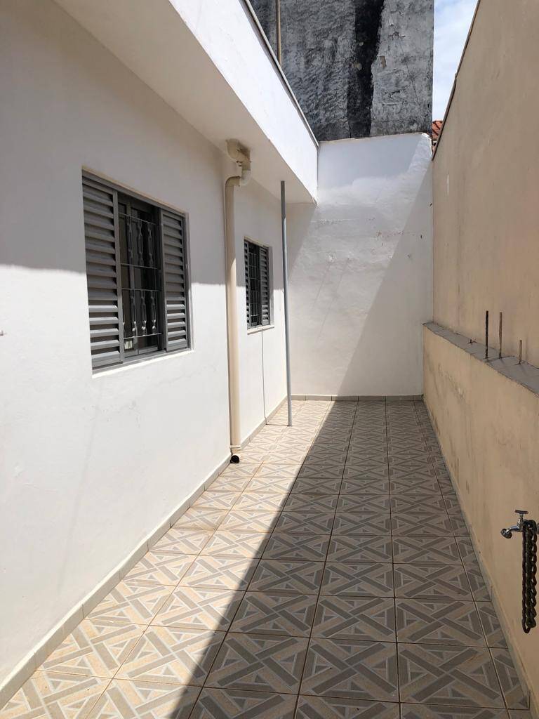 Casa à venda com 2 quartos, 110m² - Foto 3