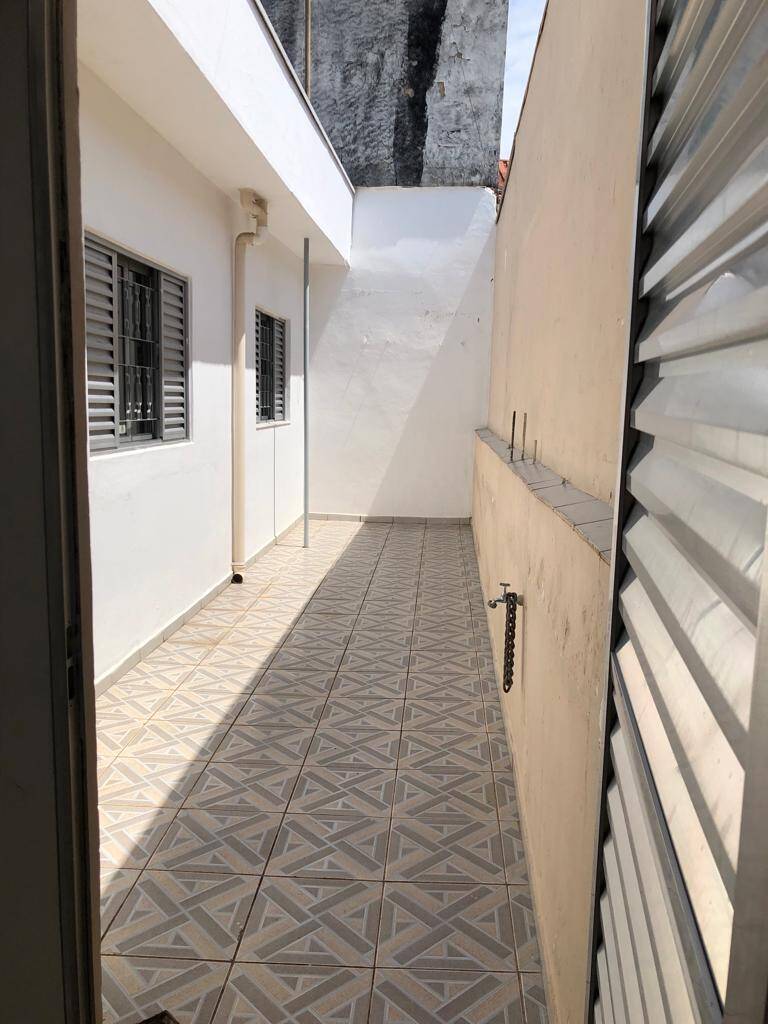 Casa à venda com 2 quartos, 110m² - Foto 17