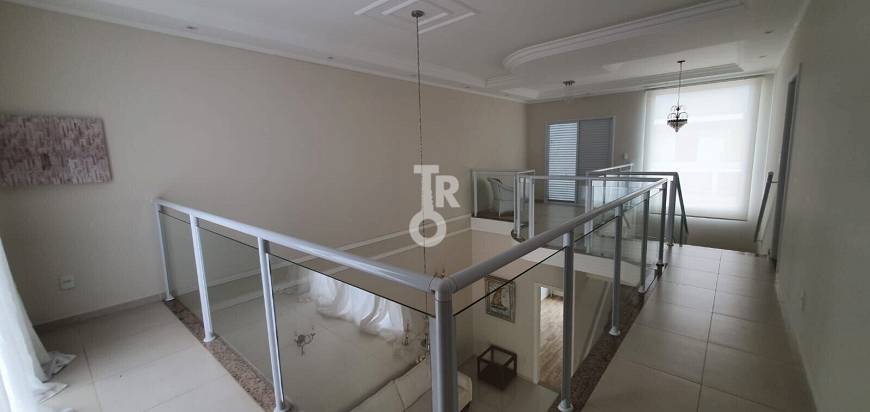 Casa de Condomínio à venda e aluguel com 3 quartos, 250m² - Foto 8