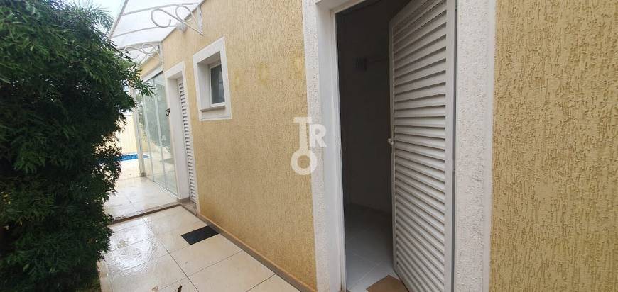 Casa de Condomínio à venda e aluguel com 3 quartos, 250m² - Foto 11