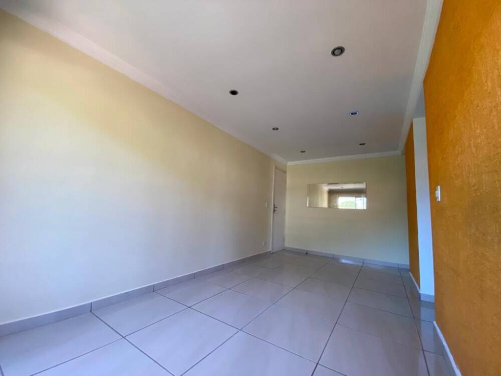 Apartamento para alugar com 2 quartos, 57m² - Foto 8