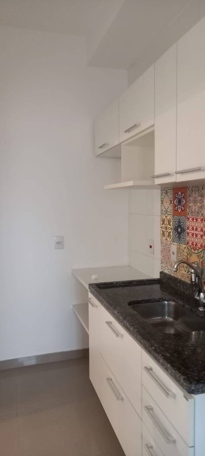 Apartamento à venda com 2 quartos, 60m² - Foto 4