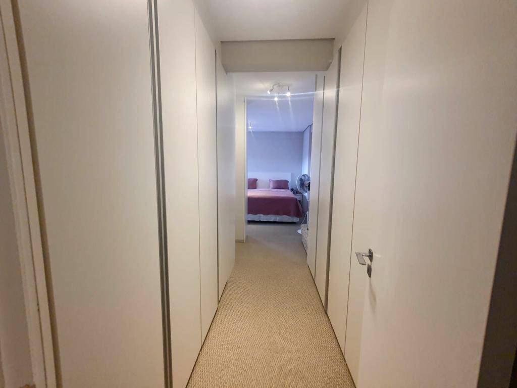 Apartamento à venda com 4 quartos, 189m² - Foto 10