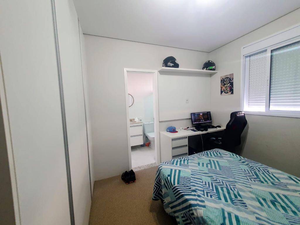 Apartamento à venda com 4 quartos, 189m² - Foto 17