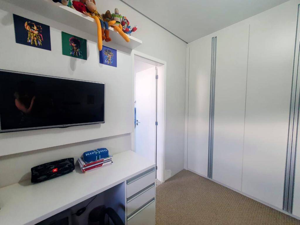 Apartamento à venda com 4 quartos, 189m² - Foto 29