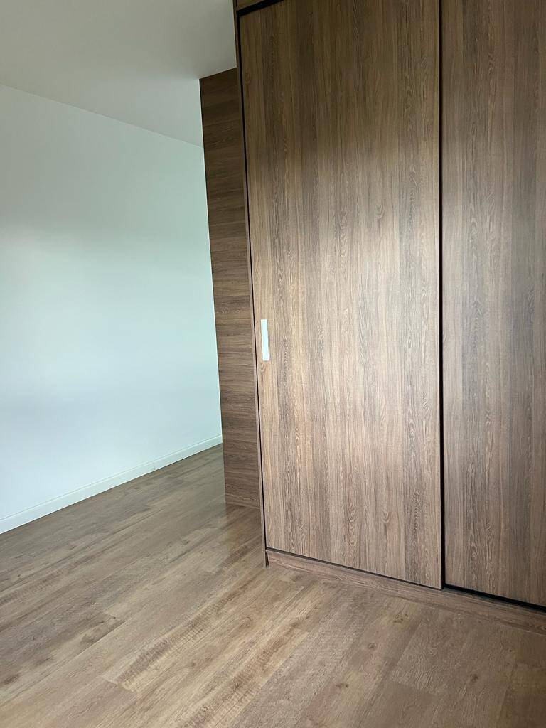 Apartamento à venda com 3 quartos, 93m² - Foto 4