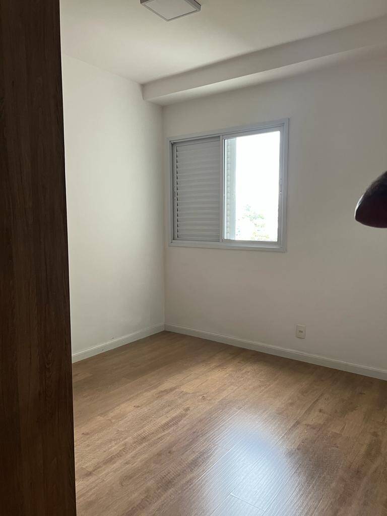 Apartamento à venda com 3 quartos, 93m² - Foto 8