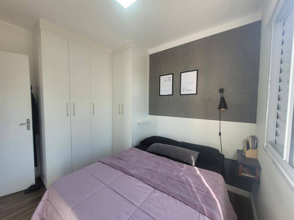 Apartamento à venda com 2 quartos, 50m² - Foto 2