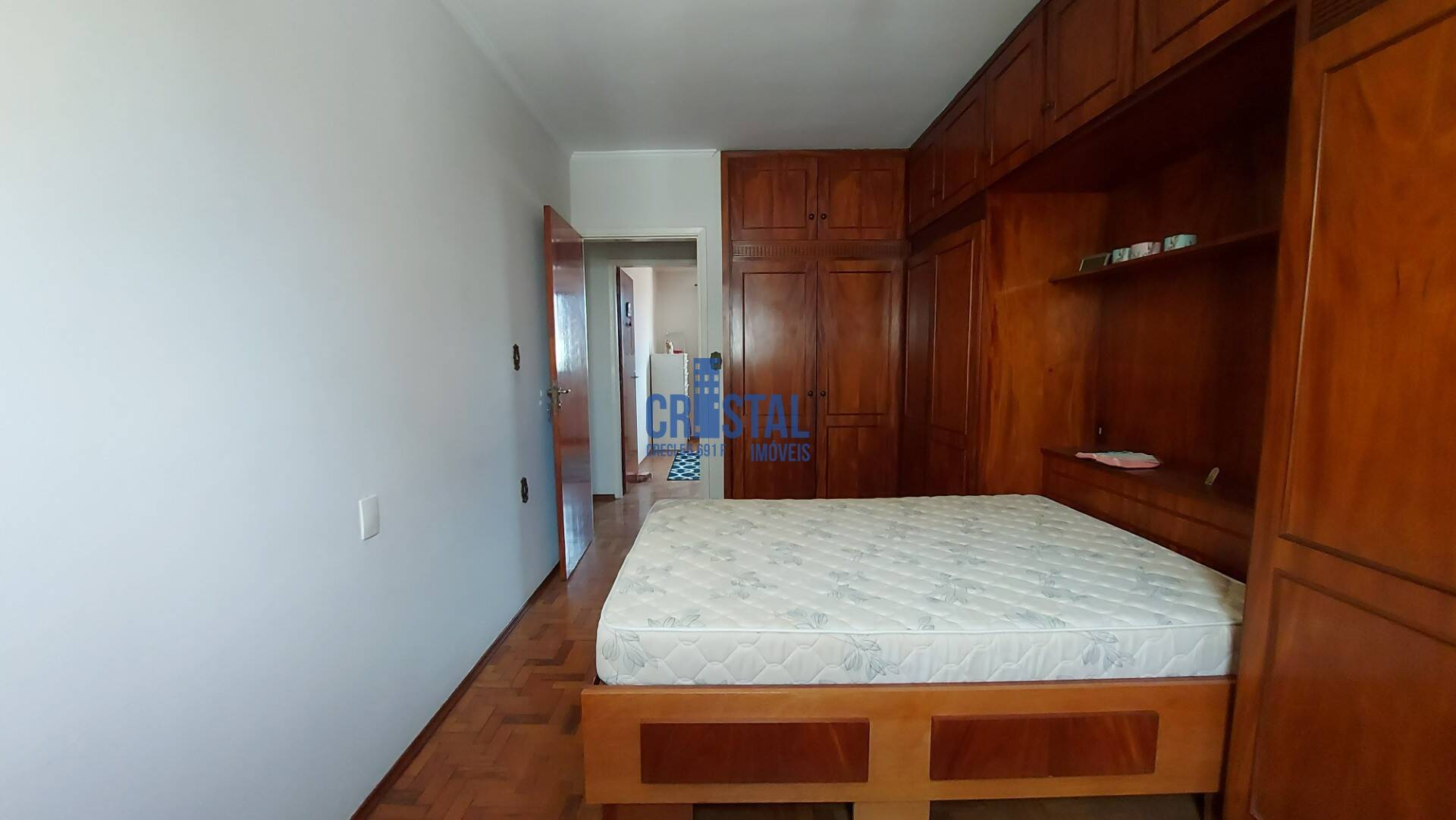 Apartamento à venda com 2 quartos, 75m² - Foto 11