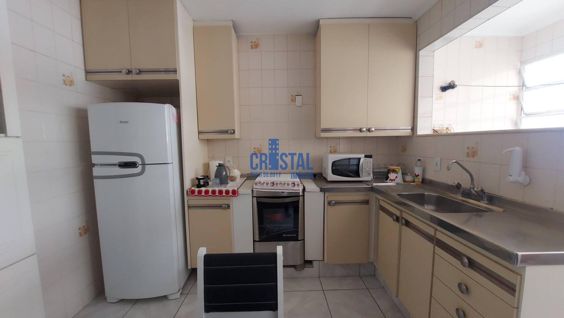 Apartamento à venda com 2 quartos, 75m² - Foto 18