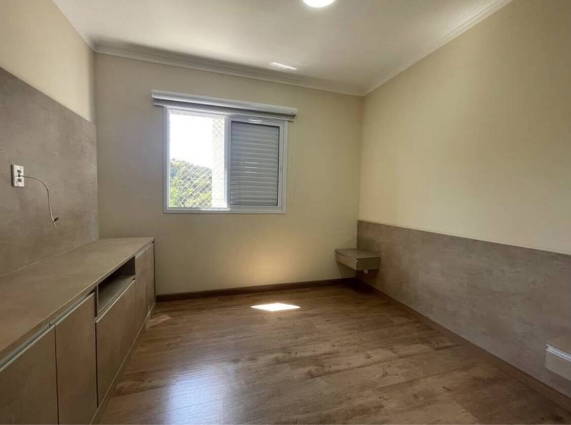 Apartamento para alugar com 3 quartos, 92m² - Foto 12