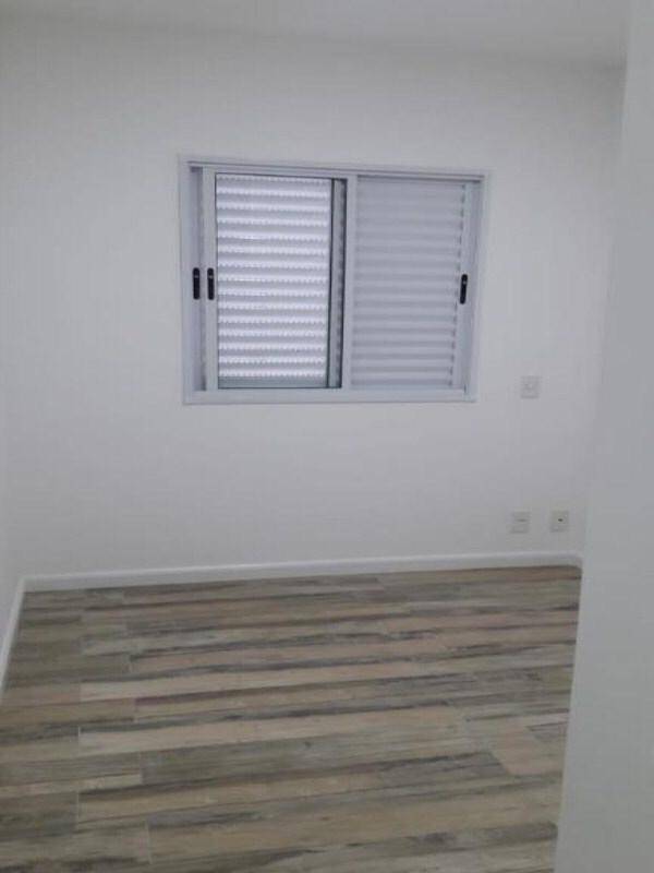 Apartamento à venda com 3 quartos, 61m² - Foto 4