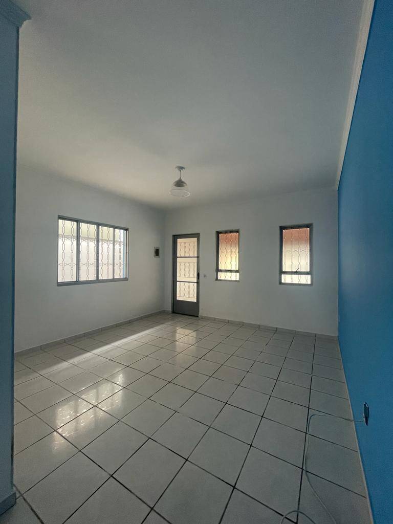 Casa à venda com 1 quarto, 150m² - Foto 5