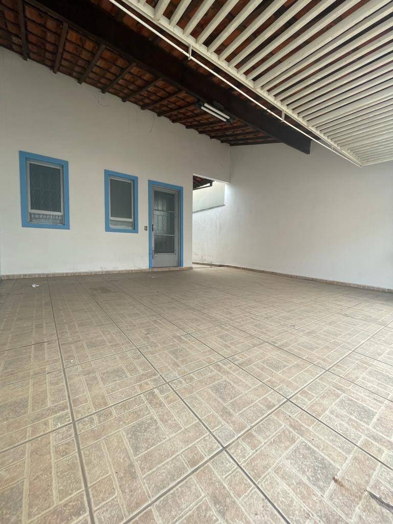 Casa à venda com 1 quarto, 150m² - Foto 11