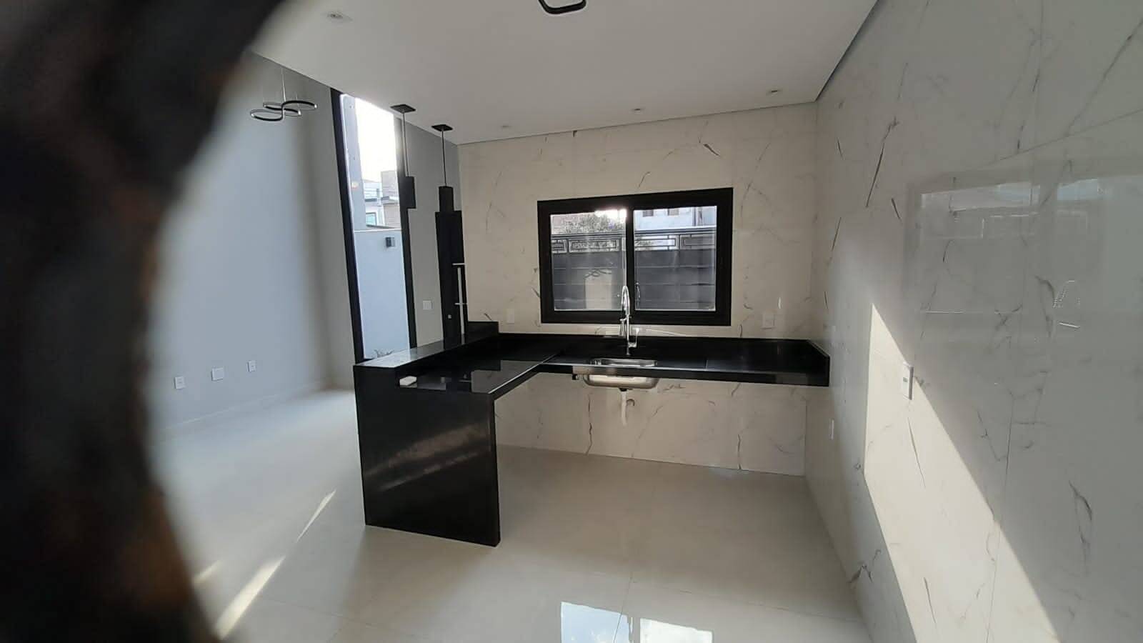 Casa à venda com 3 quartos, 183m² - Foto 14