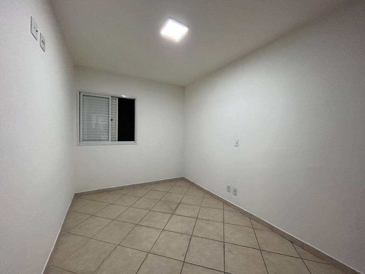 Apartamento à venda e aluguel com 2 quartos, 72m² - Foto 6