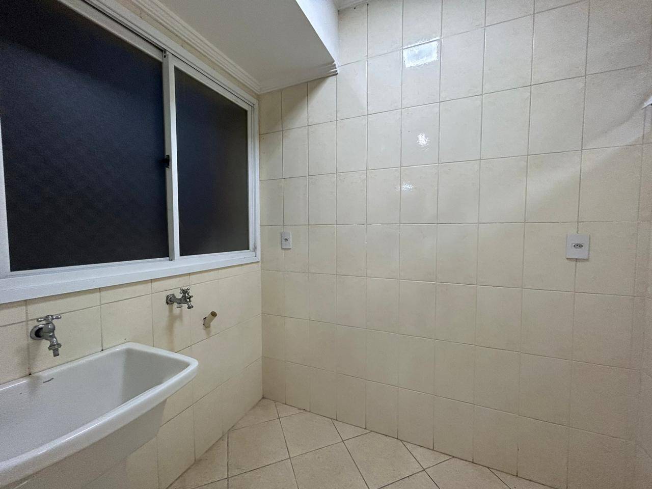 Apartamento à venda e aluguel com 2 quartos, 72m² - Foto 9