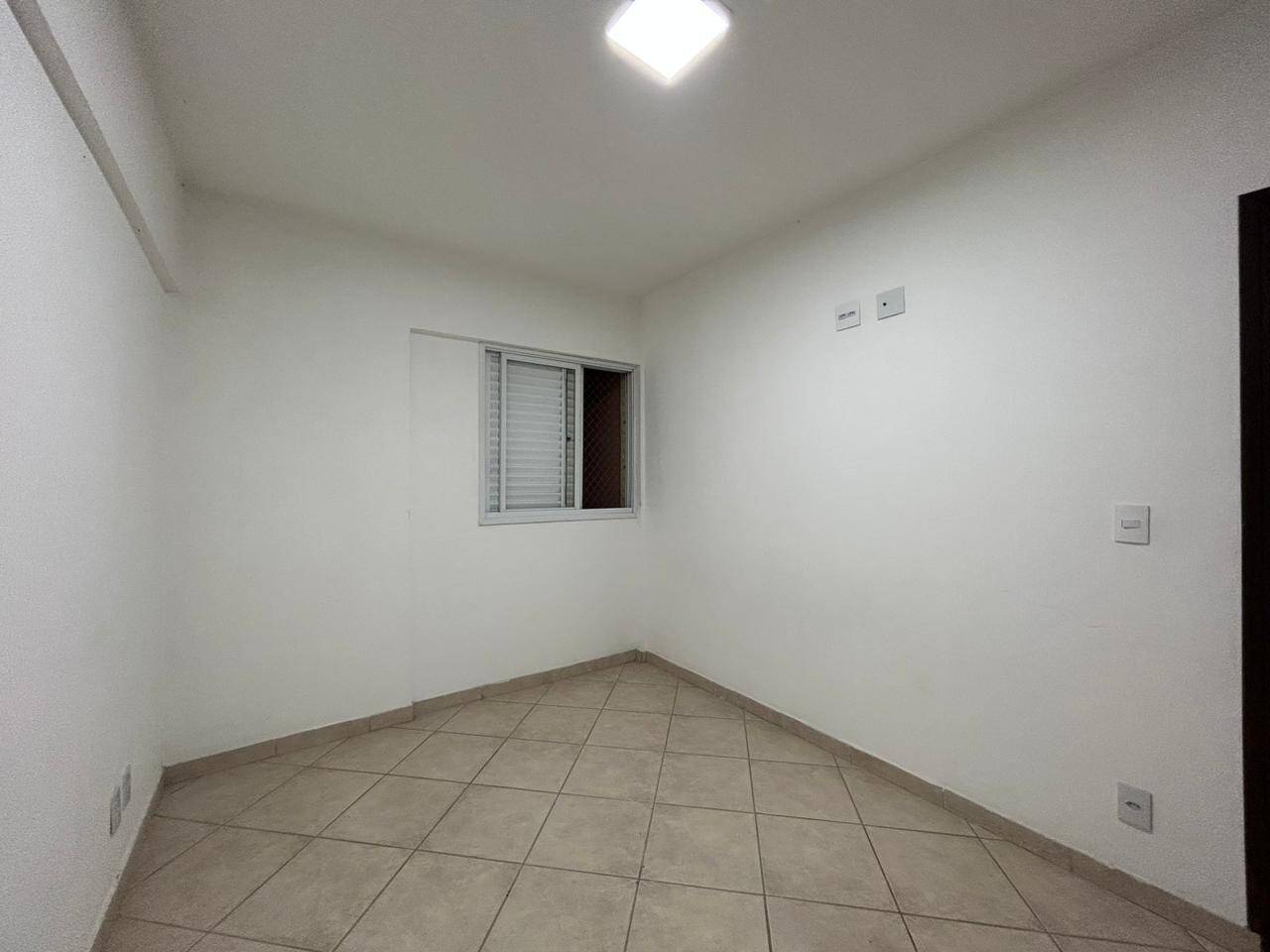 Apartamento à venda e aluguel com 2 quartos, 72m² - Foto 25