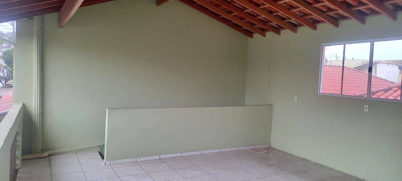 Casa à venda com 3 quartos, 125m² - Foto 12