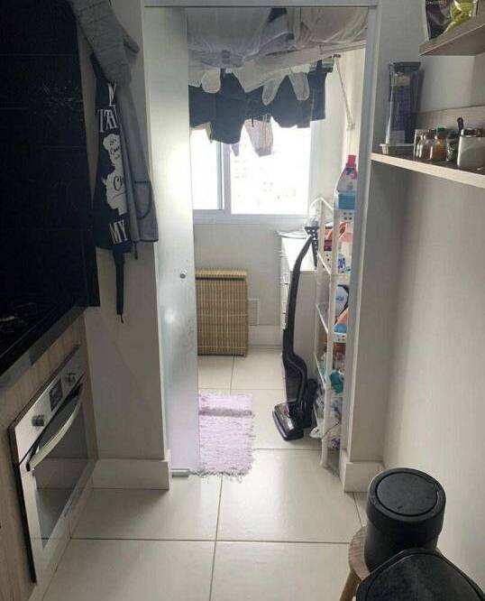 Apartamento à venda com 3 quartos, 83m² - Foto 2