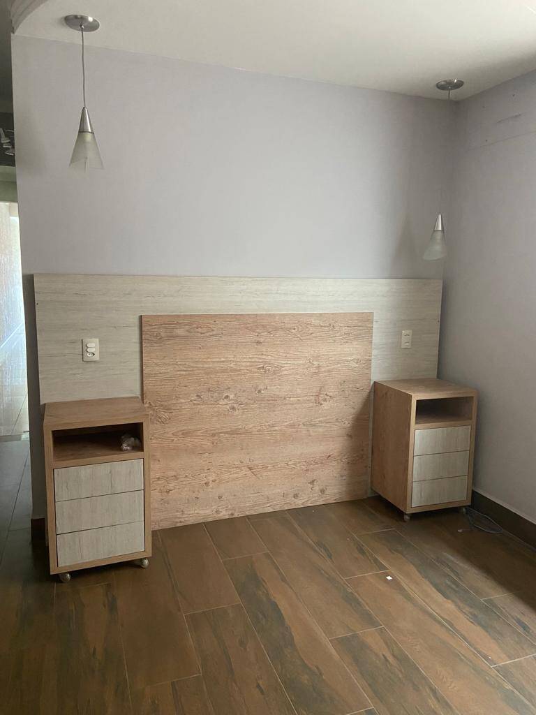 Casa à venda com 2 quartos, 300m² - Foto 6