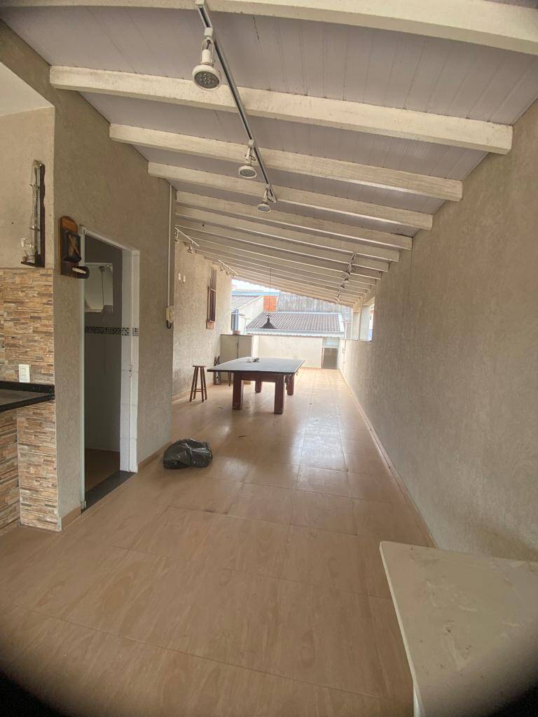 Casa à venda com 2 quartos, 300m² - Foto 10