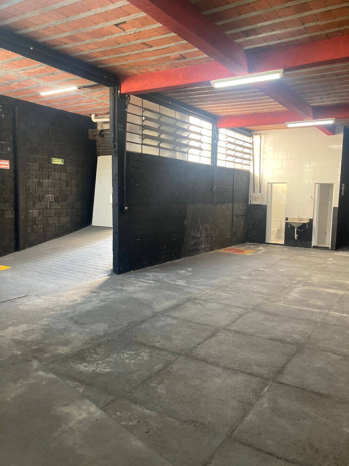 Loja-Salão para alugar, 250m² - Foto 5