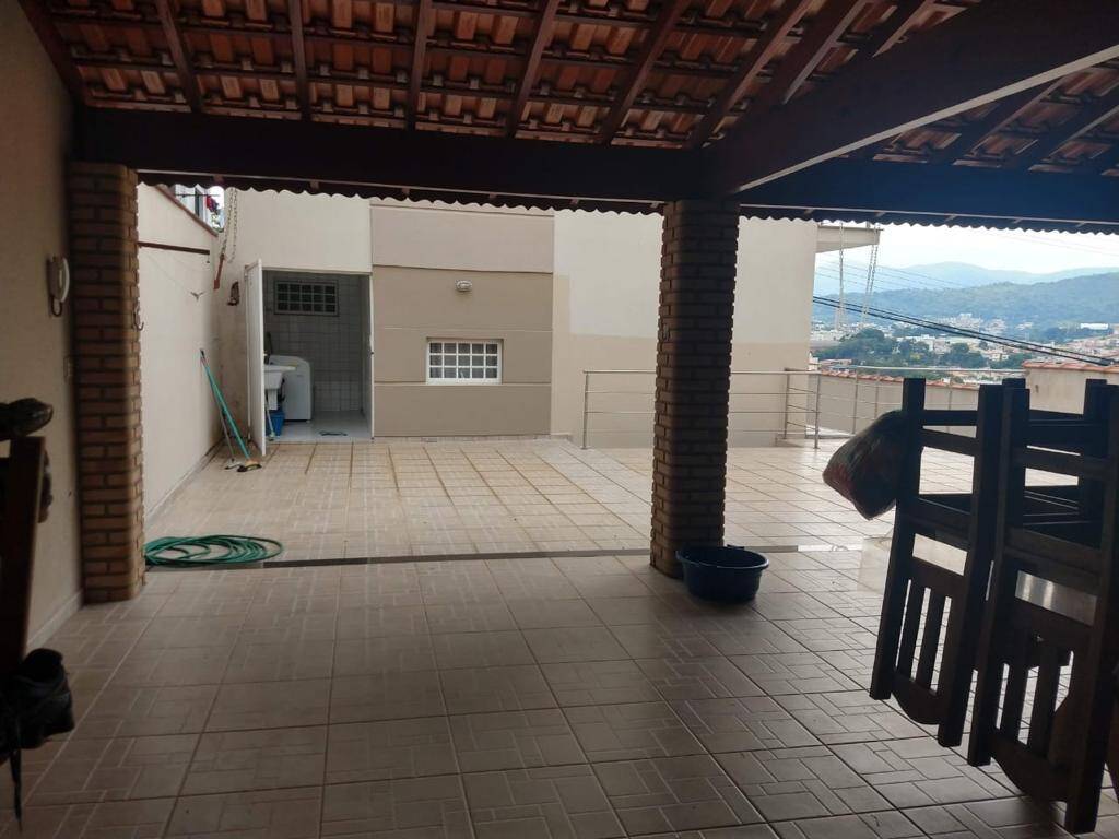 Casa para alugar com 4 quartos, 537m² - Foto 6