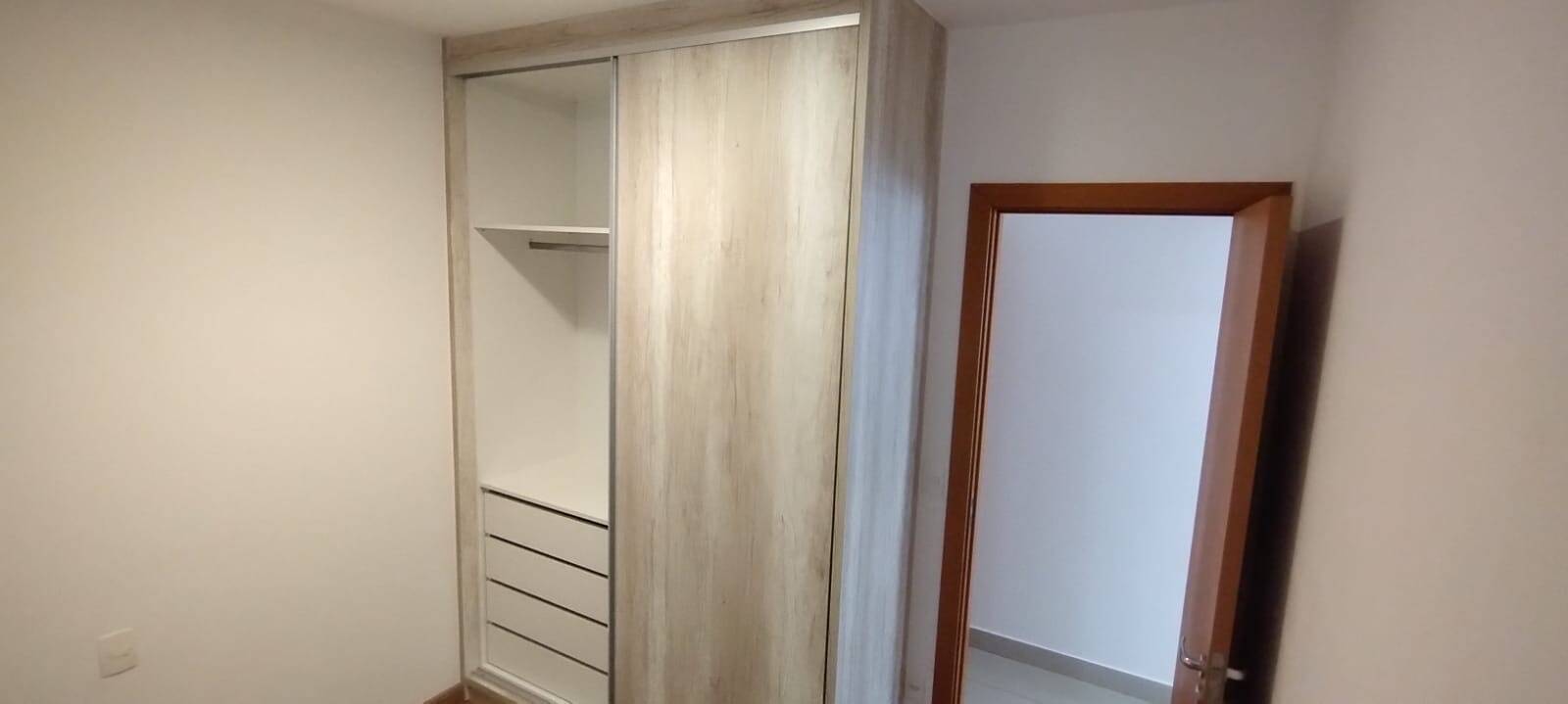 Apartamento para alugar com 3 quartos, 110m² - Foto 14